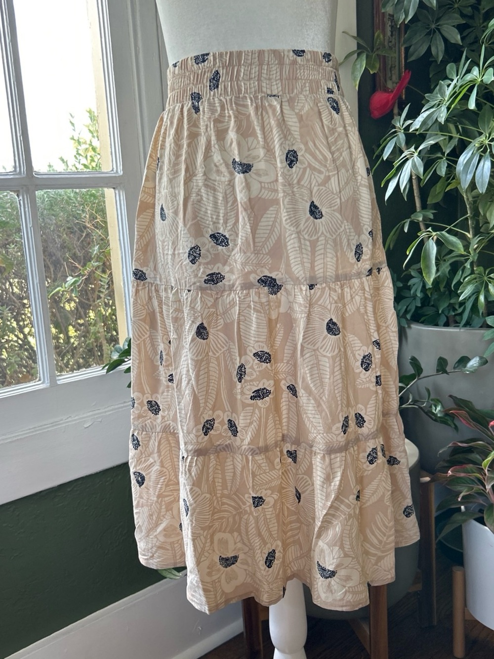 NWT Threads 4 Thought Beige Tiered Floral Skirt